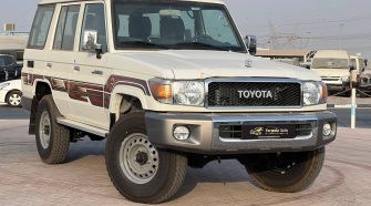 Toyota Land Cruiser LC76 HARD TOP 4.0L PTR 2023