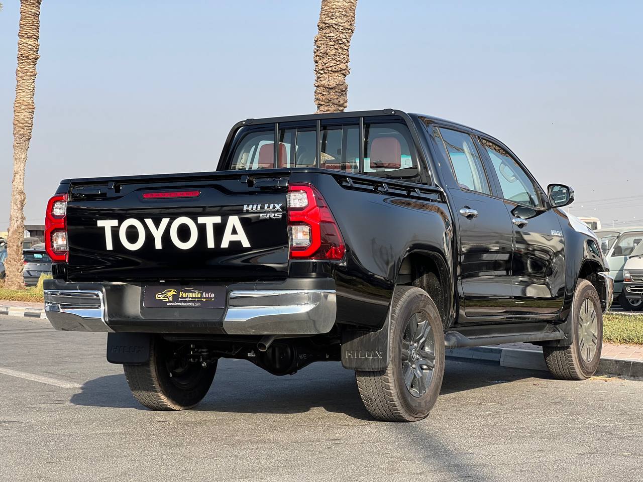 How Much Can the Toyota Land Cruiser Tow?